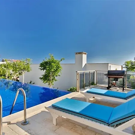 Duygu Kalkan